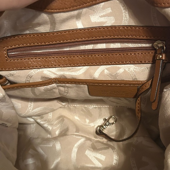 Micheal Kors Brown Leather Women's Bag - Picture 9 of 16